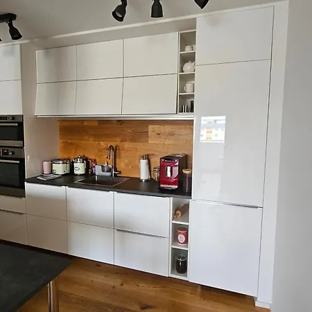 Διαμέρισμα Kargl's Mit Blick Ueber *