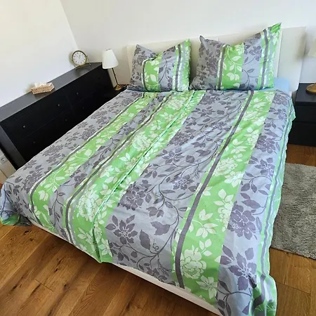 公寓 Kargl's Mit Blick Ueber 格拉茨