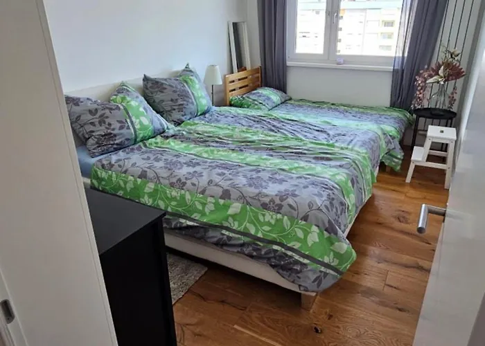 Kargl's Mit Blick Ueber